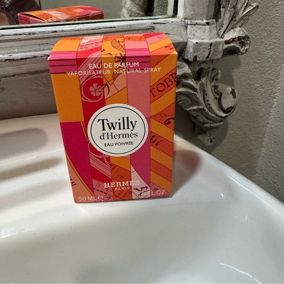 Hermes Twilly d’Hermes Eau Poivrée Perfume NEW IN BOX - Picture 6 of 6